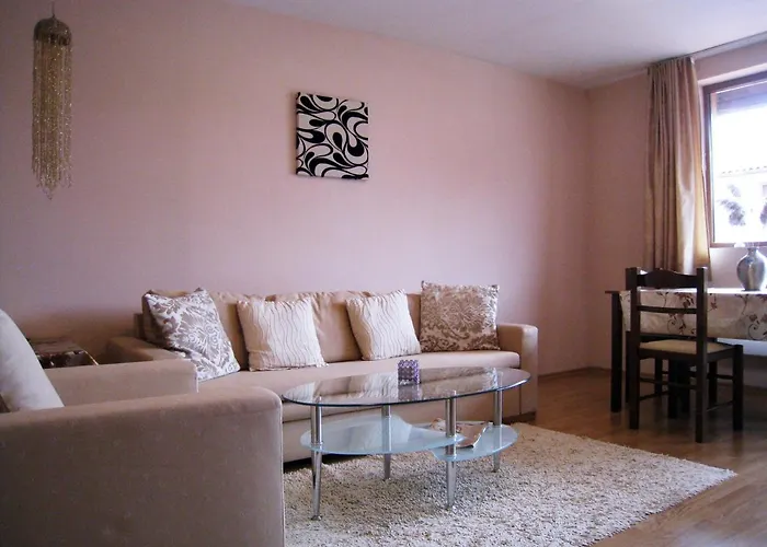 Solar Nest With Fireplace And Mountain View - Near Ski Lift And Center * 반스코